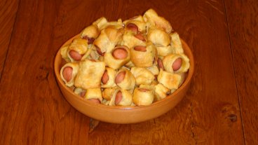 Feuilletés roulés aux saucisses